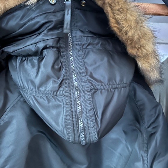 *Like New* Alpha industries men’s bomber jacket - Picture 5 of 5